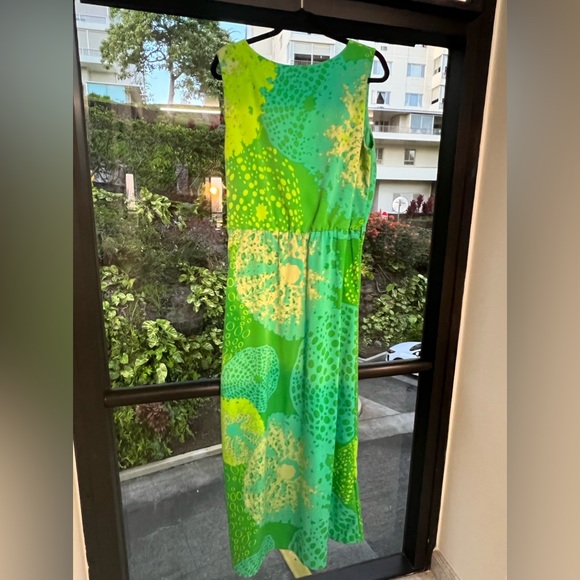 Manuheali’i long maxi dress - Picture 2 of 3